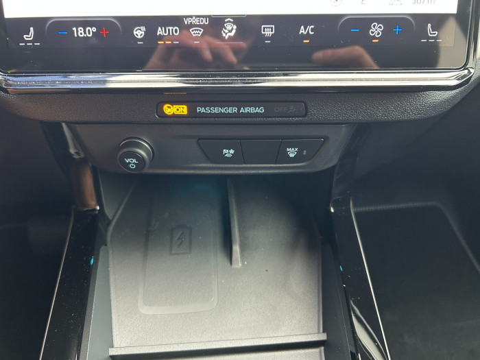 GEN-E 43kWh dojezd 123kW/168 k na operativní leasing