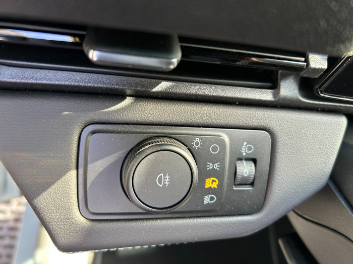 1.0EcoBoost mHEV 92kW TITANIUM na operativní leasing