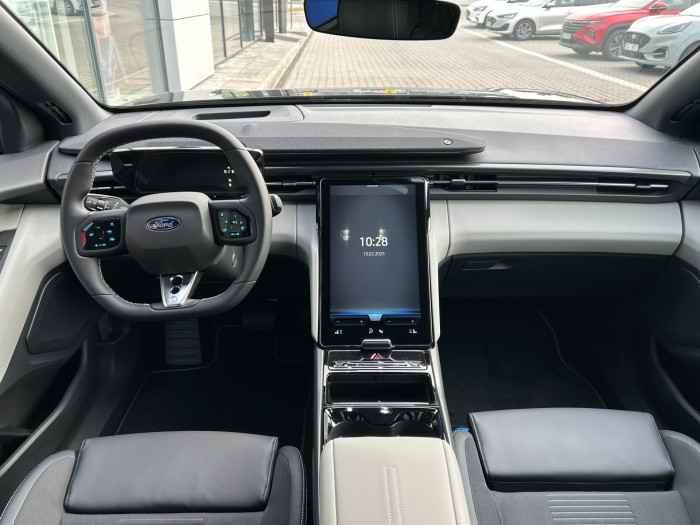 52 kWh dojezd (125 kW/170 k) na operativní leasing