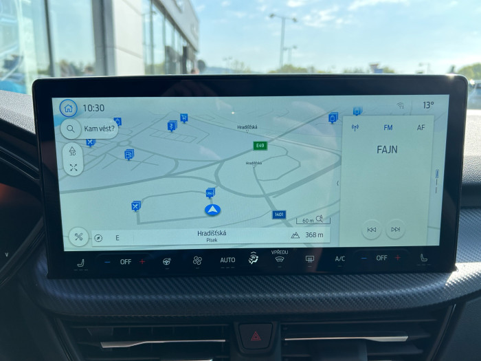 2.5Hybrid PHEV 178kW Titanium na operativní leasing