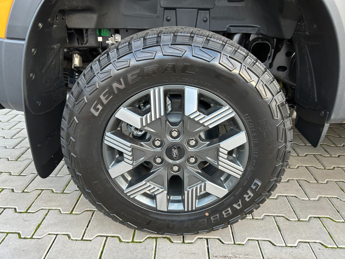  WILDTRAK 2.3 Hybrid PHEV 205kW na operativní leasing