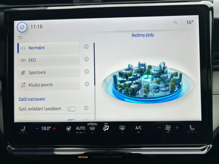 GEN-E 43kWh dojezd 123kW/168 k na operativní leasing
