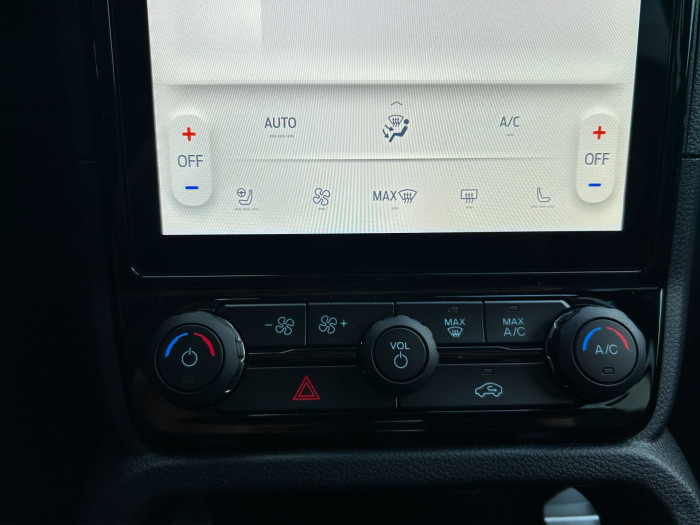  WILDTRAK 2.3 Hybrid PHEV 205kW na operativní leasing