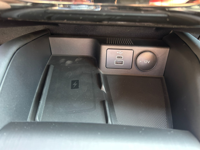 2.5Hybrid PHEV 178kW Titanium na operativní leasing