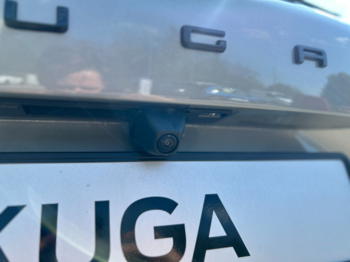 2.5Hybrid PHEV 178kW Titanium na operativní leasing