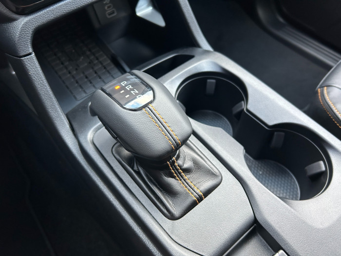  WILDTRAK 2.3 Hybrid PHEV 205kW na operativní leasing